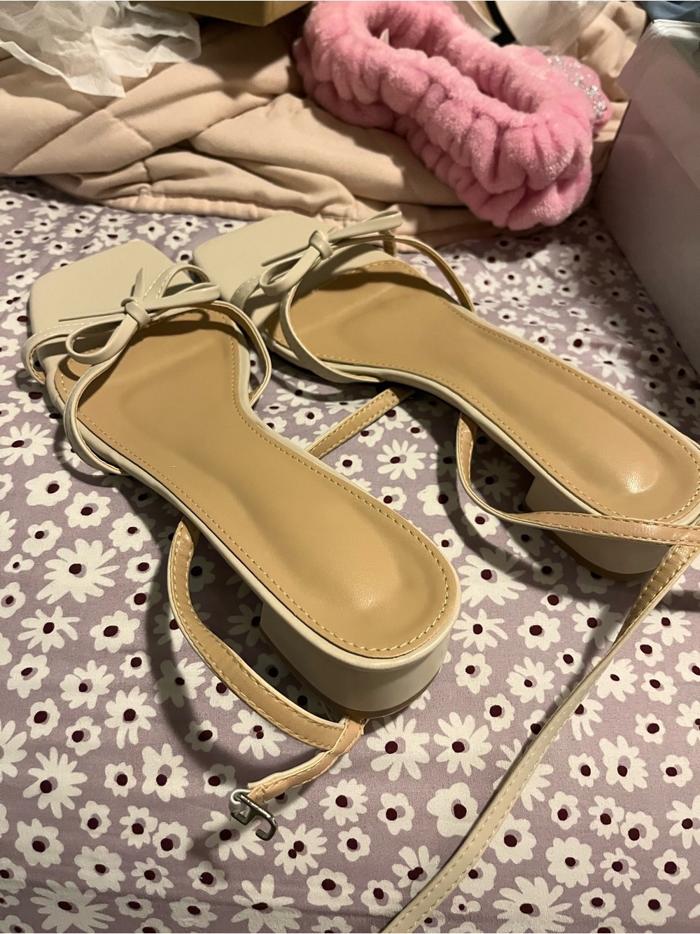 SHEIN Cream Knot-Strap Square-Toe Low Block Heel Sandals